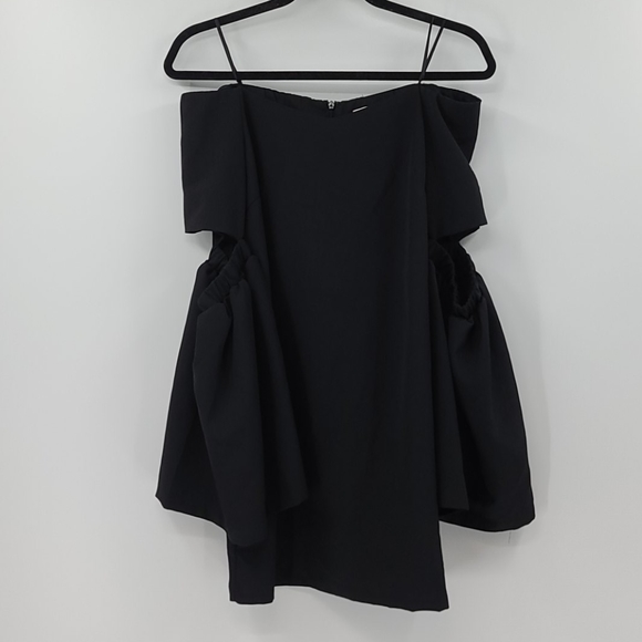 Re:named black off the shoulder cutout sleeve top - Picture 4 of 8